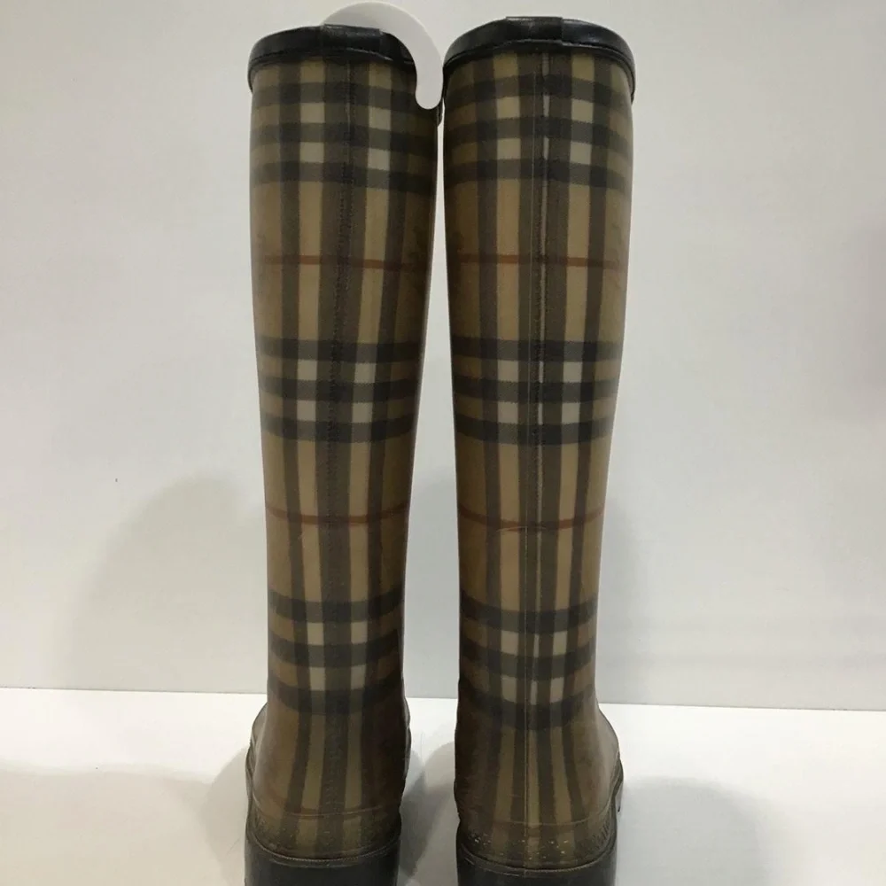 Women’s Burberry Plaid Tall Rain Boots Black Sole Size 39